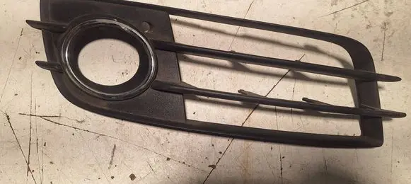 Front bumper lower grill