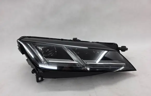 Audi TT TTS RS Mk3 8S Headlight/headlamp 8S0941036D