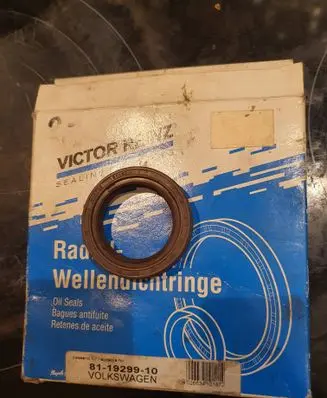 Volkswagen Golf I Crankshaft gear 811929910 32X47X10