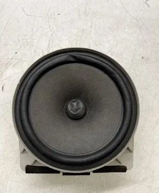 Honda CR-V Front door speaker EAS16P647E5