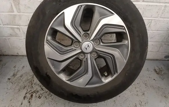 R16 alloy rim