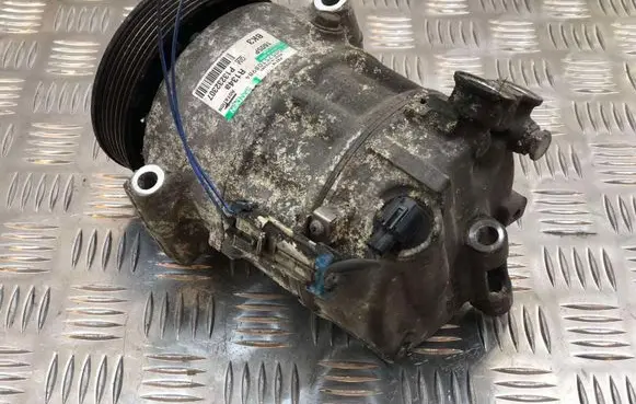 Opel Insignia A Air conditioning (A/C) compressor (pump) P13232307
