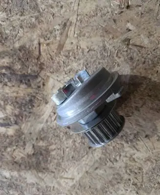 Opel Astra F Water pump 1334038