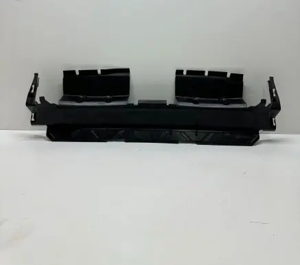 Audi Q7 4M Intercooler air guide/duct channel 4M0121285J