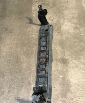 Volvo XC60 Bottom radiator support slam panel 31368100