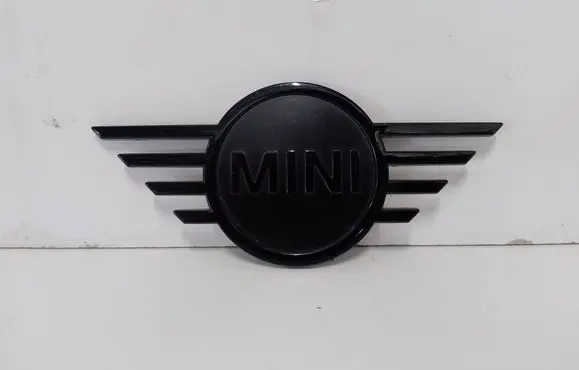 Mini Cooper Countryman F60 Manufacturer badge logo/emblem 9880865