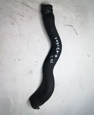 Opel Insignia A Engine coolant pipe/hose 555563897 13239142DA