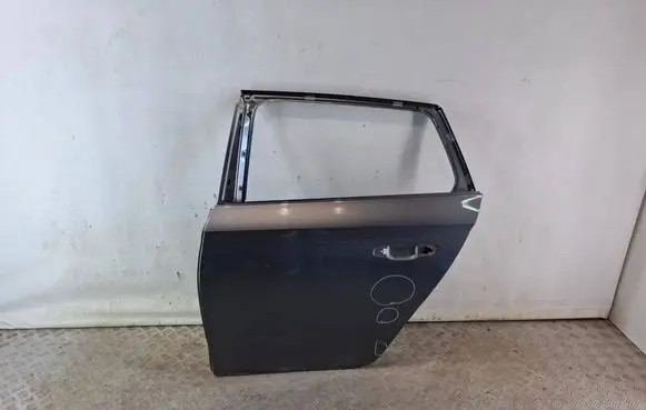 Skoda Scala Rear door 657833311