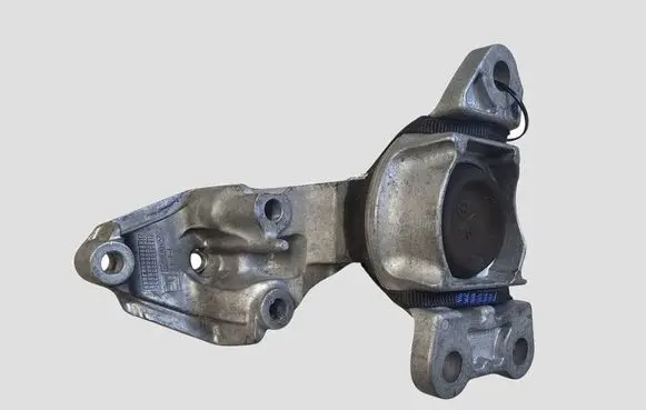 Renault Megane III Engine mount bracket