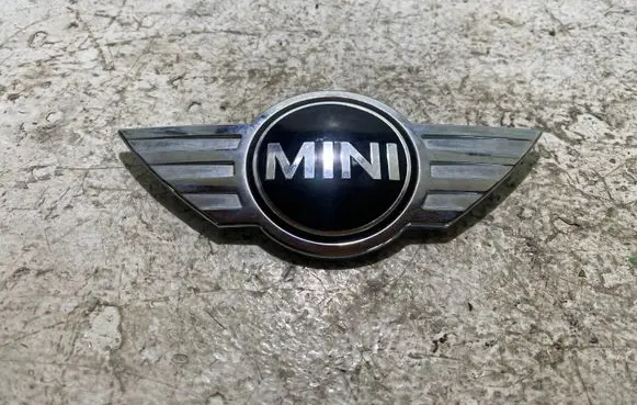 Mini One - Cooper R50 - 53 Front door lower hinge FLL-NR26440