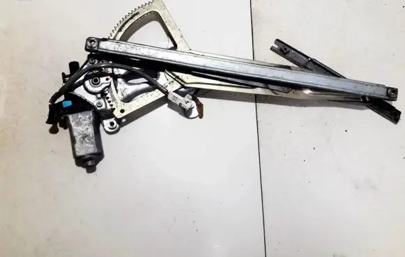 Lexus IS 200-300 Sliding door window regulator with motor