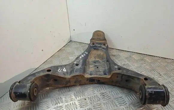 Mercedes-Benz Sprinter W906 Front lower control arm/wishbone