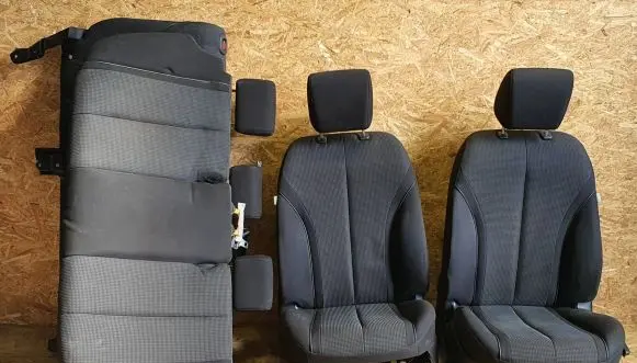 Mazda 2 Seat set 