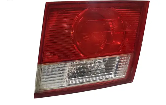 KIA Carens II Tailgate rear/tail lights
