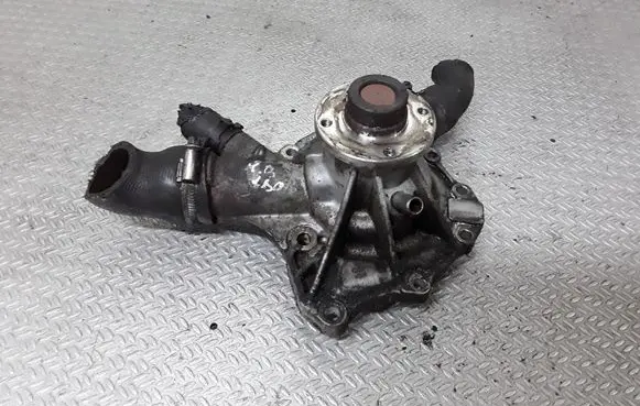 Mercedes-Benz CLK A208 C208 Water pump
