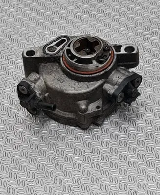 Citroen DS4 Vacuum pump 9804021880