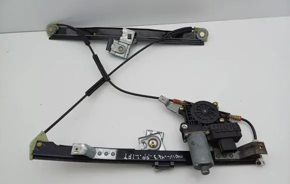 Ford Mondeo Mk III Front door window regulator with motor 0130821771
