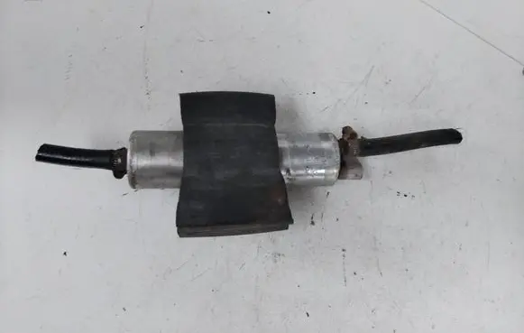 BMW 3 E36 Fuel injection high pressure pump 16147165590