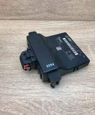 Audi A3 S3 8P Gateway control module 1K0907530D 1K0907951Main WithPlug