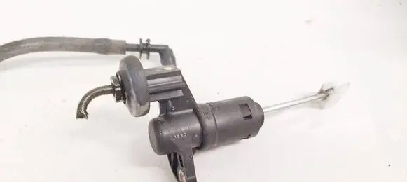 Audi A4 S4 B7 8E 8H Clutch master cylinder 8E1721401A