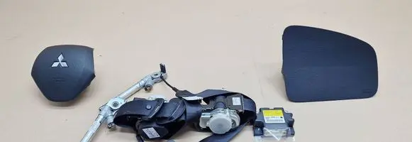 Mitsubishi Space Star Steering wheel airbag 