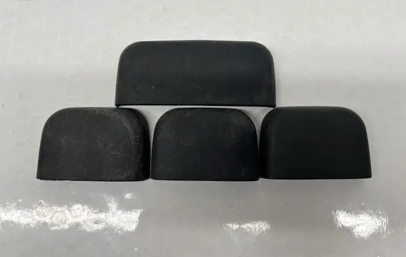 Mitsubishi Pajero Seat trim MR408593