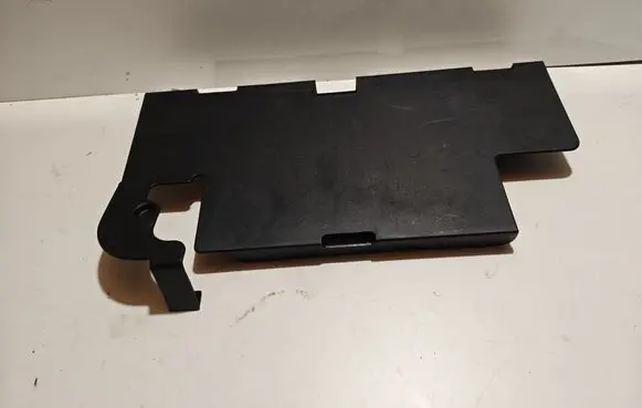 Audi A7 S7 4G Battery box tray cover/lid 8K0915429