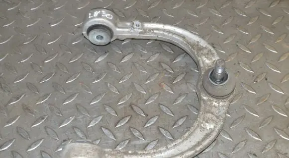 Mercedes-Benz ML W164 Front lower control arm/wishbone