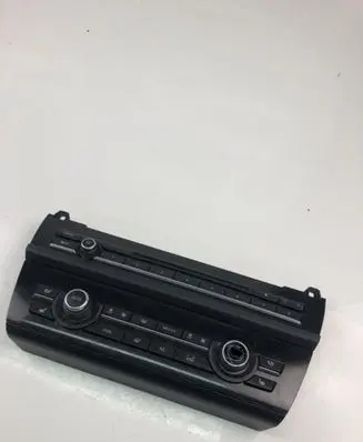 BMW 5 F10 F11 Climate control unit 6824207