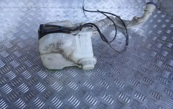 Peugeot 207 Windshield washer fluid reservoir/tank 964833758003