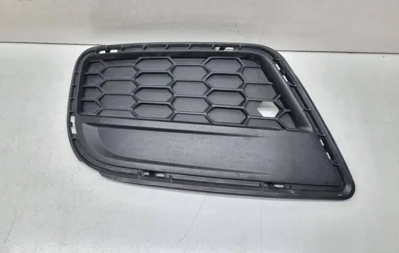 BMW X3 F25 Front bumper lower grill 8050445