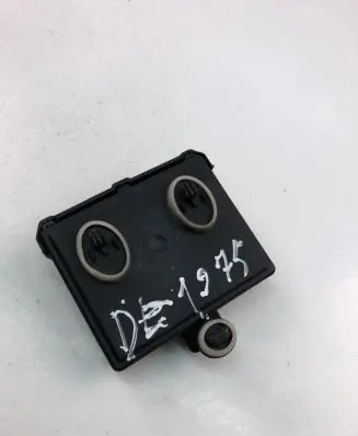 Volkswagen Tiguan Door control unit/module 8W1959595