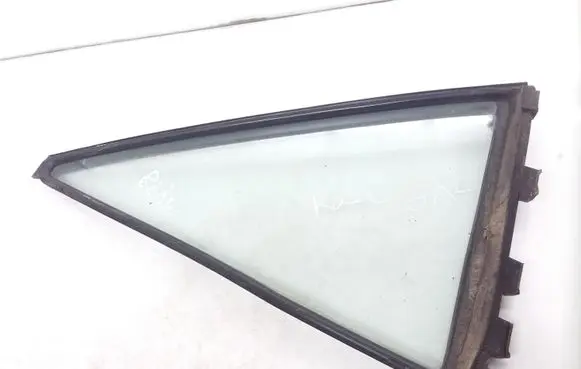 Rear vent window glass