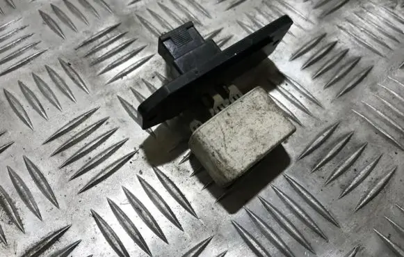 Mitsubishi Galant Heater blower motor/fan resistor