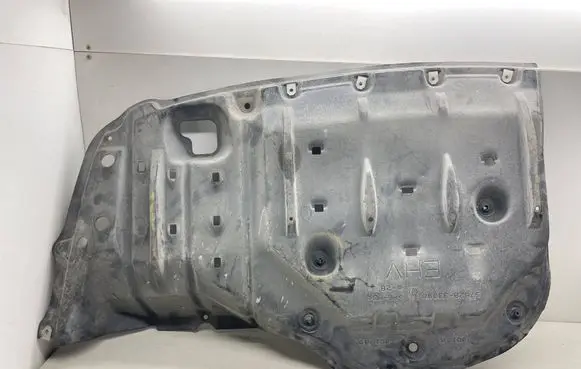 Lexus ES 300h (6th Gen) Pickup box liner 5762833090