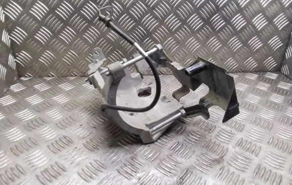 Nissan Leaf I (ZE0) A/C compressor mount bracket 