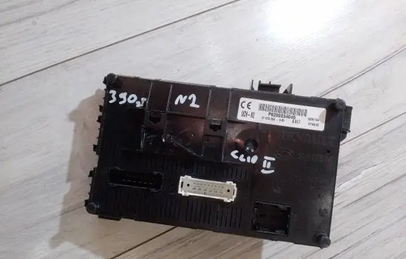 Renault Clio II Comfort/convenience module P8200234045