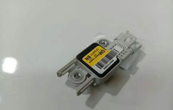 Opel Vectra C Airbag deployment crash/impact sensor BN3277A40DR