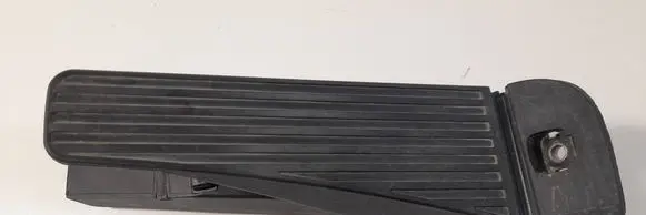 Volvo XC60 Accelerator throttle pedal 3269124
