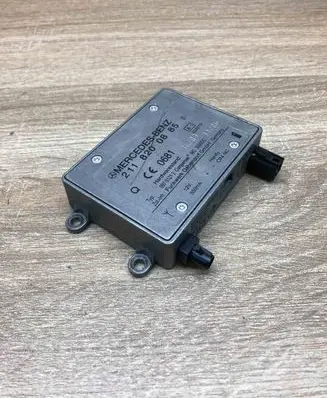 Mercedes-Benz E W211 Antenna control unit 2118200885