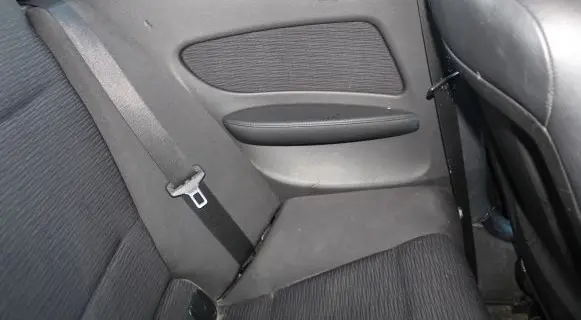 BMW 1 E81 E87 Coupe rear side trim panel 