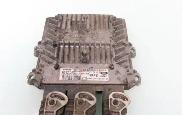 Ford Fiesta Engine control unit/module 5WS40078HT 3S6112S650JE