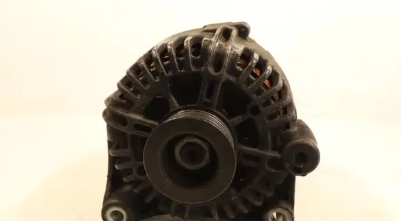 BMW 3 E46 Generator/alternator 2542672B
