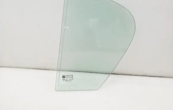 Opel Corsa D Rear vent window glass 