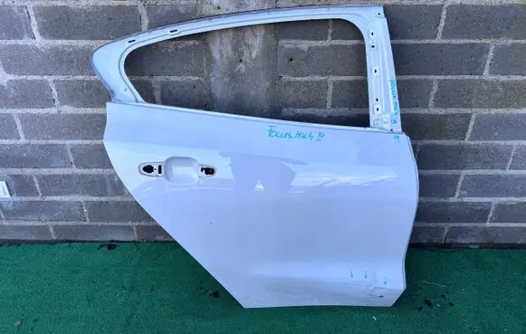Ford Focus Door (2 Door Coupe) JX7BA24720AF