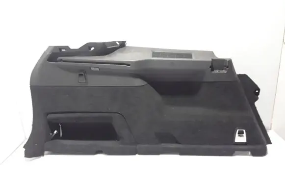 Trunk/boot side trim panel