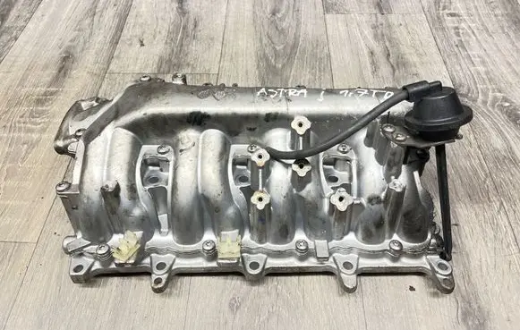 Opel Astra J Intake manifold 8973858233 700997110 0901920267