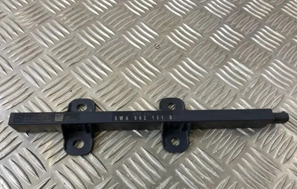 Cupra Born Keyless system antenna 5WA962131B