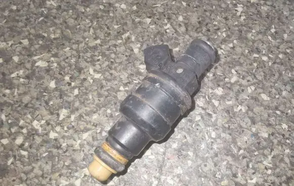 Audi A4 S4 B5 8D Fuel injectors set 0280150552