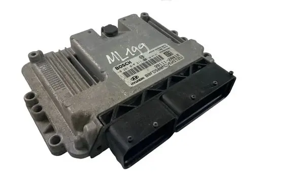 Hyundai i30 Engine control unit/module ECU 391112A412 0281017211